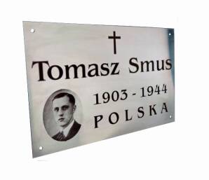 Фото Ритуальная металлическая табличка с портретом 300х200 мм